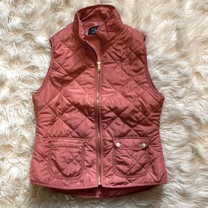 Coral pinkish light vest